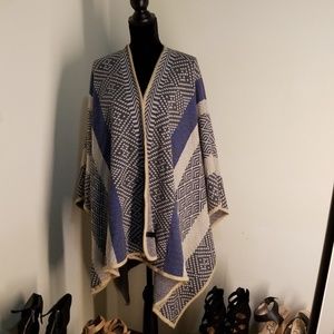 Francesca's Ruana ONE SIZE